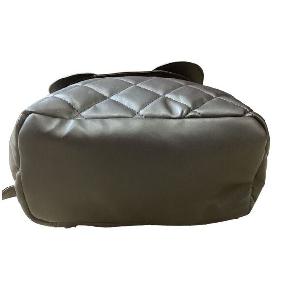 Dani by Danielle Nicole Disney Minnie Mouse Black Quilted Backpack - Picture 3 of 11